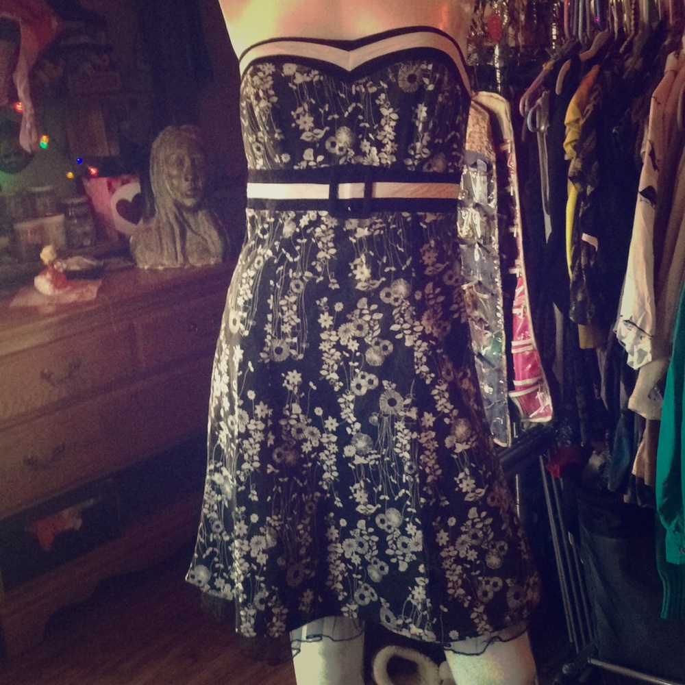 Ruby Rox Floral Dress w/ Belt